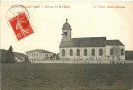 Demange Aux Eaux * Vue De Côté De L'église Du Village * Cimetière - Autres & Non Classés