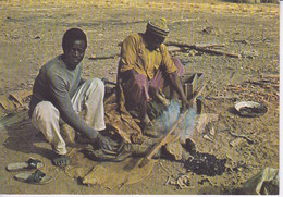 Delcampe - MALI  - LE FORGERON DE LA PLACE A BAMAKO - Mali