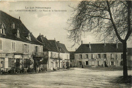 Labastide Murat * La Place De La Gendarmerie Nationale * Café LAVAL - Other & Unclassified