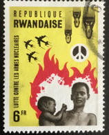 République Rwandaise - C10/50 - (°)used - 1966 - Michel 180A - Strijd Tegen Kernwapens - Usados
