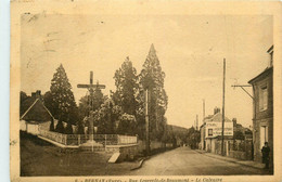 Bernay * La Rue Leprevôt De Beaumont * Le Calvaire * établissement D'horticulture - Bernay