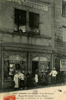 St Léonard * La Place Gay Lussac * Façade De La Maison PETITJEAN , Commerce Magasin Glaces , Sorbets Et Massepains - Saint Leonard De Noblat