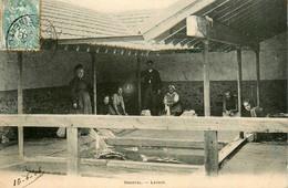 Orgeval * Vue Sur Le Lavoir Communal * Laveuses Lavandières - Orgeval