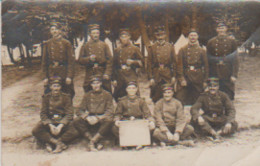 Carte-photo . MILITARIA. Groupe De Soldats Des Bataillons  N°115 & 124 - Régiments