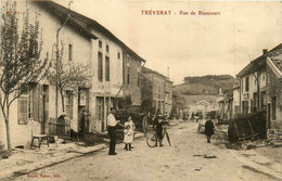 Tréveray * Rue De Biencourt * Villageois - Autres & Non Classés