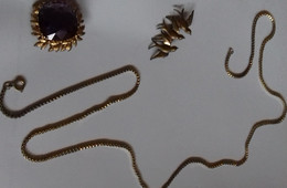 Schmuckkette, Ohrringe, Schmuckbroschen---Necklace, Gold-plated Brass, Price 1963--Collier Dorée Laiton, Prix 1963 - Colliers/Chaînes