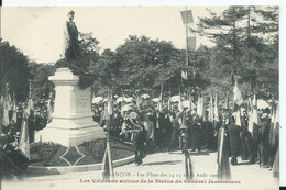 BESANÇON - Les Fêtes Des 15 15 16 Août 1909 - Les Vétérans Autour De La Statue - Besancon