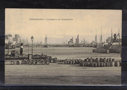 CPA 50 - CHERBOURG  Le Port  ( Ref CH P 227 )  Le Bassin Du Commerce - Cherbourg