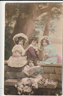 1er AVRIL - Thème Enfants. Carte-photo D'un Groupe D'enfants Endimanchés - 1er Avril - Poisson D'avril