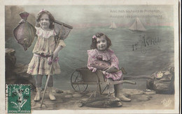 1er AVRIL - Thème Enfants. Photo- Montage De Deux Fillettes à La Plage - 1er Avril - Poisson D'avril