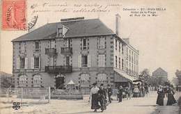 Ouistreham           14         Hôtel  De La Plage Et Rue De La Mer            (voir Scan) - Ouistreham