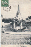 DOUE-la-FONTAINE. -  Eglise St-Pierre - Le Square - Doue La Fontaine