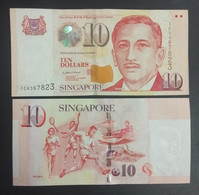 Singapore 10 Dollars Paper Issue ND 2005 Prime Minister Lee Hsien Loong Signature P-48A - Singapore