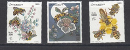 2000 Somalia Bees Insects Complete Set Of 3 MNH - Somalia (1960-...)