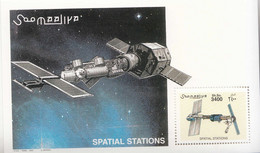 2002 Somalia Spatial Stations Space Souvenir Sheet MNH - Somalia (1960-...)
