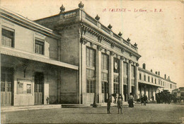 Valence * Place De La Gare Du Village - Valence