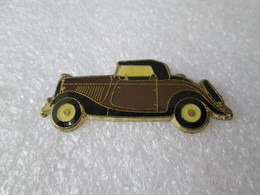 PIN'S    FORD  V 8  1934 - Ford