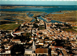 Ile De Ré * Ars En Ré * Vue Générale Aérienne Et Les Marais Salants - Ile De Ré