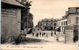 22 VAL-ANDRE - Place Saint-Symphorien - Pléneuf-Val-André
