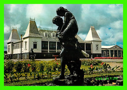 CUREPIPE, ILE MAURICE - HOTEL DE VILLE - STATUE DE PAUL ET VIRGINIE HÉROS DE BERNADIN DE ST PIERRE - CIRCULÉE - - Maurice