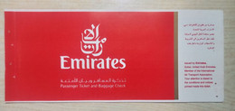 2001 EMIRATES AIRLINES PASSENGER TICKET AND BAGGAGE CHECK UAE - Billetes