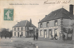 CPA 28 AUTHON DU PERCHE PLACE DE LA GARE - Andere & Zonder Classificatie