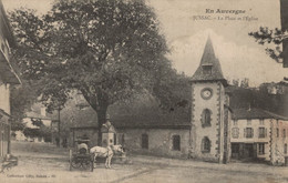 15 JUSSAC LA PLACE ET L EGLISE CPA BON ETAT - Jussac