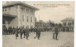CPA,Turquie , N°19 , Adana ,( Cilicie ) , Arrivée Du Général Gouraud ( Le Salut Au Drapeau ) Ed. Mizrahi - Turkey
