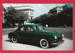 BELLE REPRODUCTION D'APRES UNE PHOTO ORIGINALE - RENAULT FRÉGATE ARC DE TRIOMPHE ET CHAMPS ÉLYSÉES A PARIS - Automobiles