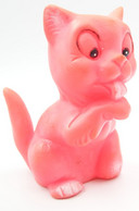 PIEPER POUET SQUEAKY: UNKNOWN CAT PINK WASHING ITSELF - L=11 - Rubber - Vinyl -1950's - I Puffi