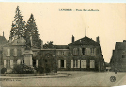 Langres * La Place St Martin - Langres