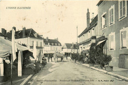 St Florentin * Le Boulevard Belbéder Et Place Dilo * Café Français * Marché ? - Saint Florentin