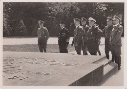 Adolf Hitler In Compiégne 1940, Capitulation De La France Dans Le Wagon Historique De Compiègne - 04 - War 1939-45