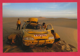 BELLE REPRODUCTION D'APRES UNE PHOTO ORIGINALE - CITROEN ZX ENSABLÉE AU PARIS DAKAR - MICHELIN CAMEL TOTAL - Auto's