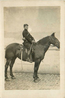 Valence * Carte Photo * Militaire , Régiment D'artilleur * Soldat Cavalier * Militaria - Other & Unclassified