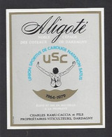 Etiquette De Vin Aligoté  -  Union Sportive De Natation Satus 1964/1979 De Carouge (Suisse) - Altri & Non Classificati