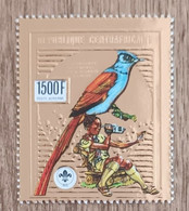Centrafricaine - YT Aérien N°396 - Faune Et Scoutisme / Oiseau - 1990 - Neuf - Timbre OR - Central African Republic