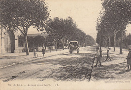 Blida :  Avenue De La Gare    ///  Réf.  Aout   22 //  N° 21.524 - Blida