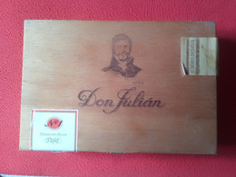 ANTIGUA CAJA DE PUROS DON JULIÁN TABACO TOBACCO TABAK TABAC VACÍA, EMPTY...CIGARS.., DE MADERA, VER FOTOS Y DESCRIPCIÓN. - Autres & Non Classés