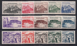 Fezzan Timbres Poste N°28*&29* Charnière 30** à 42**  Neufs Sans Charnière TB Cote 25.75€ - Neufs