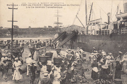 Martinique :  Fort De France :  Steamer Débarquant Du Charbon    ///  Réf.  Aout   22 //  N° 21.537 - Fort De France