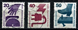 ALLEMAGNE: Berlin N° 394- 396 (Yvert) Oblitéré. 1970-1979 - Gebraucht