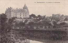 CPA - 28 - CHATEAUDUN - Le Château Et La Madeleine - Dos Non Divisé - Chateaudun
