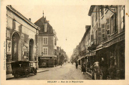 Belley * La Rue De La République * Pharmacie * Commerces Magasins - Belley
