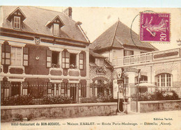 étouvelles * Route Paris Maubeuge * Façade Hôtel Restaurant BON ACCUEIL , Maison VARLET * Pompe à Essence - Autres & Non Classés