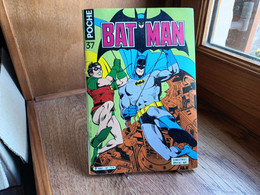 BATMAN Poche N°37 -  " BatGirl N'est Plus " 1981 (FinR2) - Batman