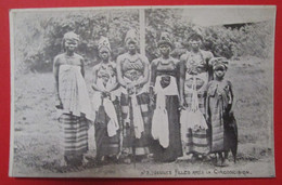 Guinée Conakry Jeunes Filles Apres La Circoncision   Cpa Carte Photo - Guinée Française