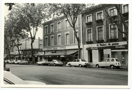 Cahors - Grand Café Tivoli Et Hôtel Des Ambassadeurs - Photographie JL Nespoulous - Voir Scan - Cahors