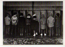 DOISNEAU Pipi Pigeon, Garcons De Dos En Train D'uriner, Urinoirs - Doisneau