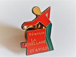 PINS Sports Pétanque Saint ST Avold Moselle La Mosellane 57 MEURTHE ET MOSELLE / Base Argentée/ 33NAT - Pétanque